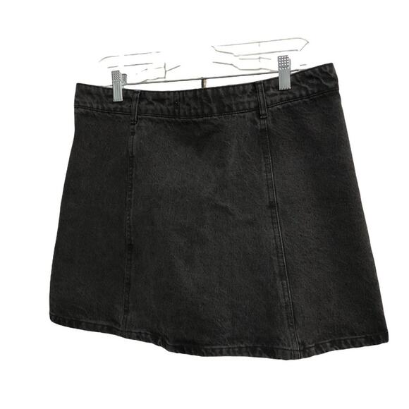 Forever 21 A-line mini skirt, button front, fitted waist, black denim  30 Black - Picture 5 of 7